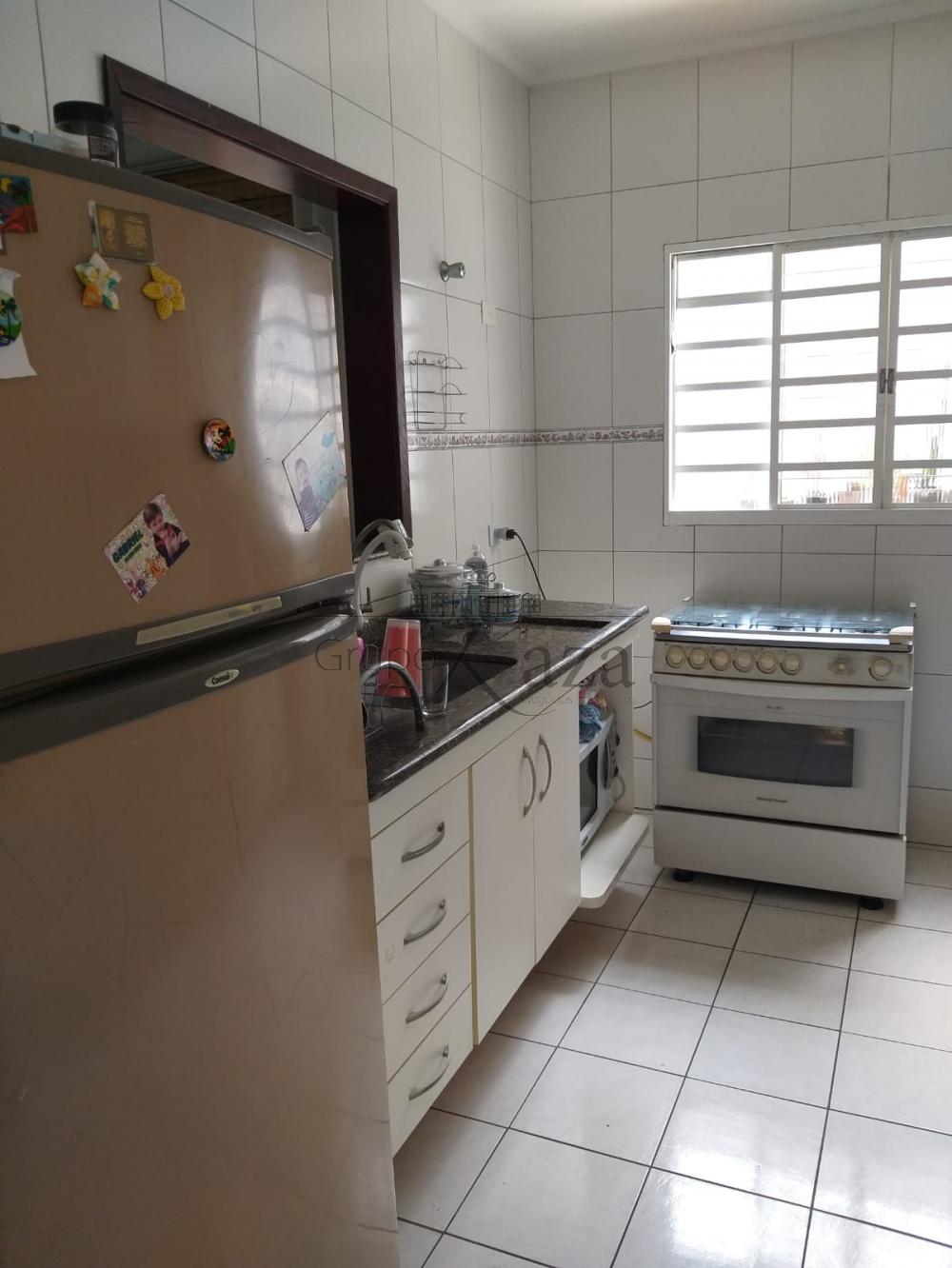 Foto 9 de Casa Padrão em Jardim Oriente, São José dos Campos - imagem 9