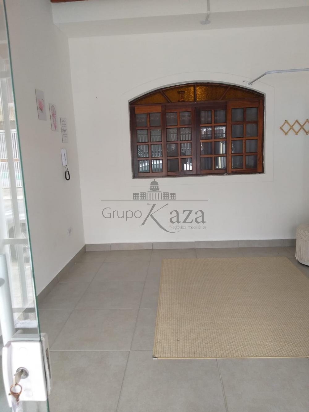 Foto 3 de Casa Padrão em Jardim Oriente, São José dos Campos - imagem 3