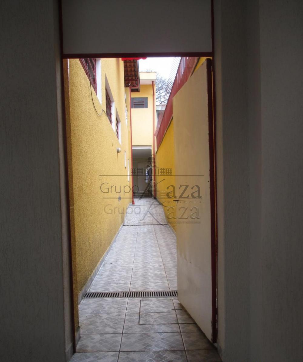 Acesso a Edícula 1