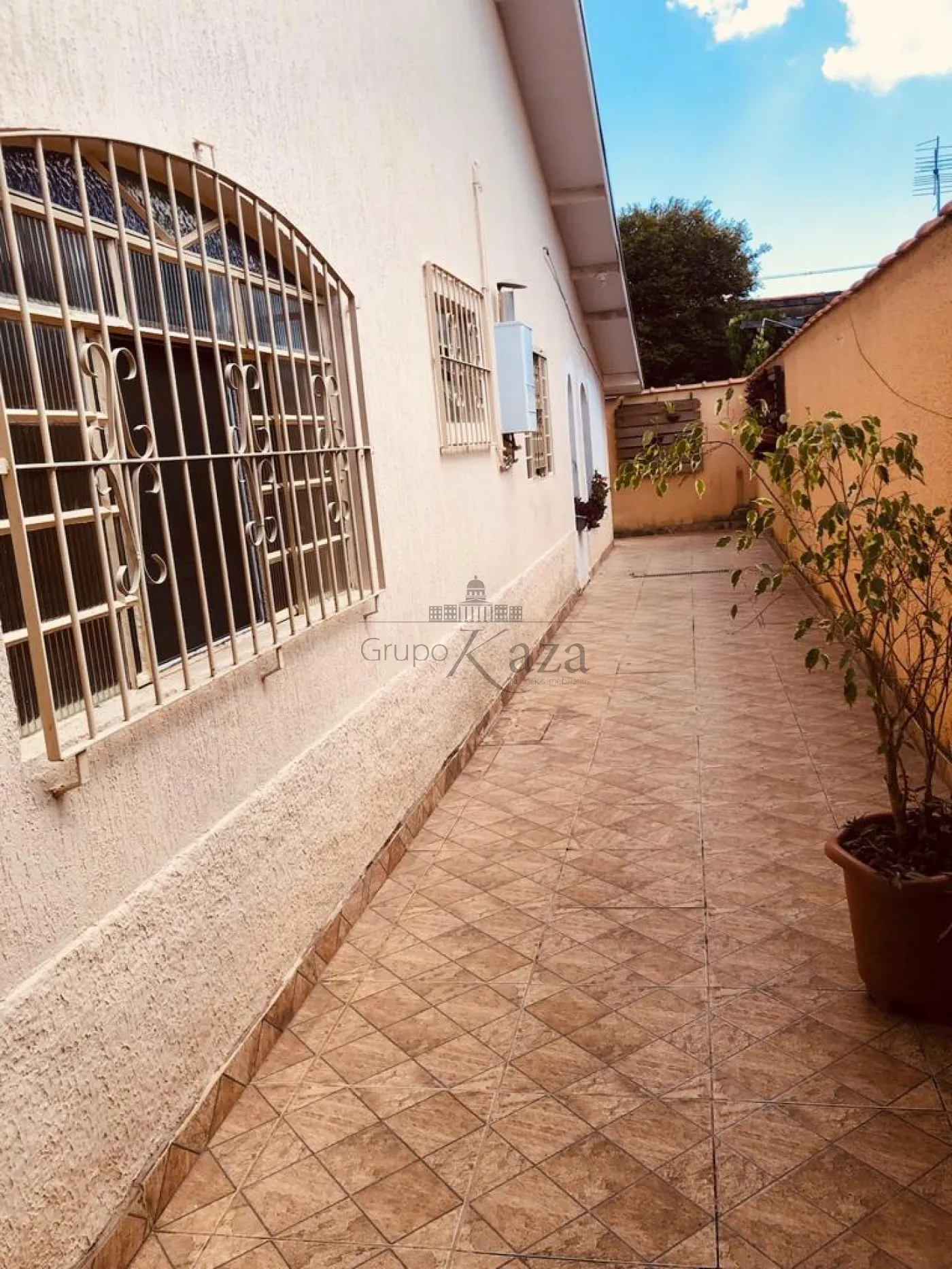 Foto 19 de Casa Padrão em Jardim Colonial, São José dos Campos - imagem 19