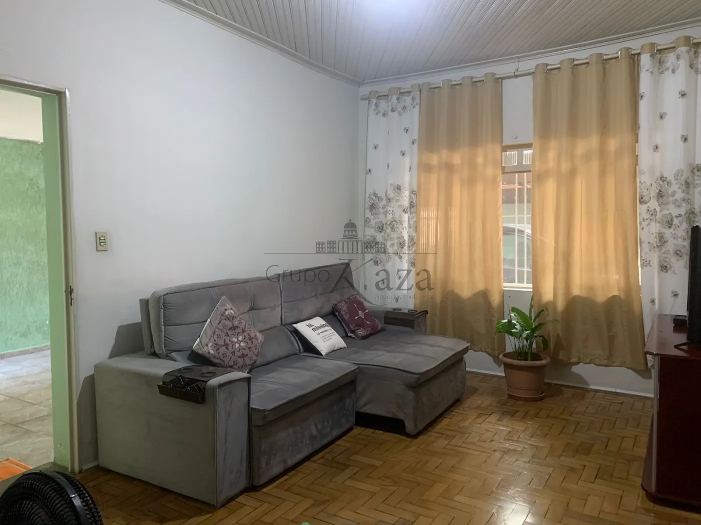 Foto 1 de Casa Padrão em Vila Betânia, São José dos Campos - imagem 1