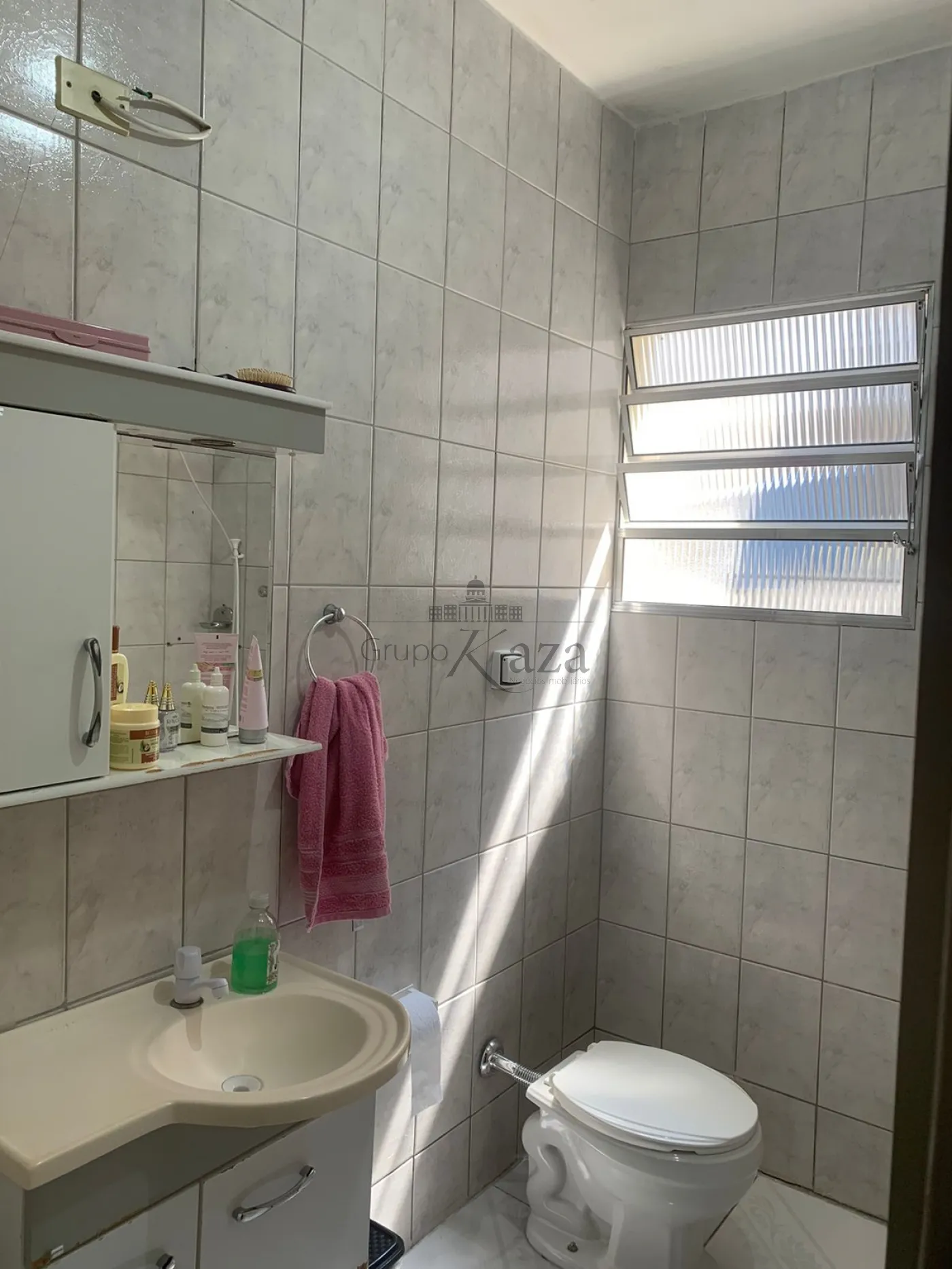 Foto 11 de Casa Padrão em Vila Betânia, São José dos Campos - imagem 11