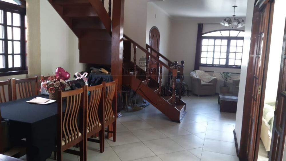 Foto 4 de Casa Padrão em Jardim Altos de Santana, São José dos Campos - imagem 4
