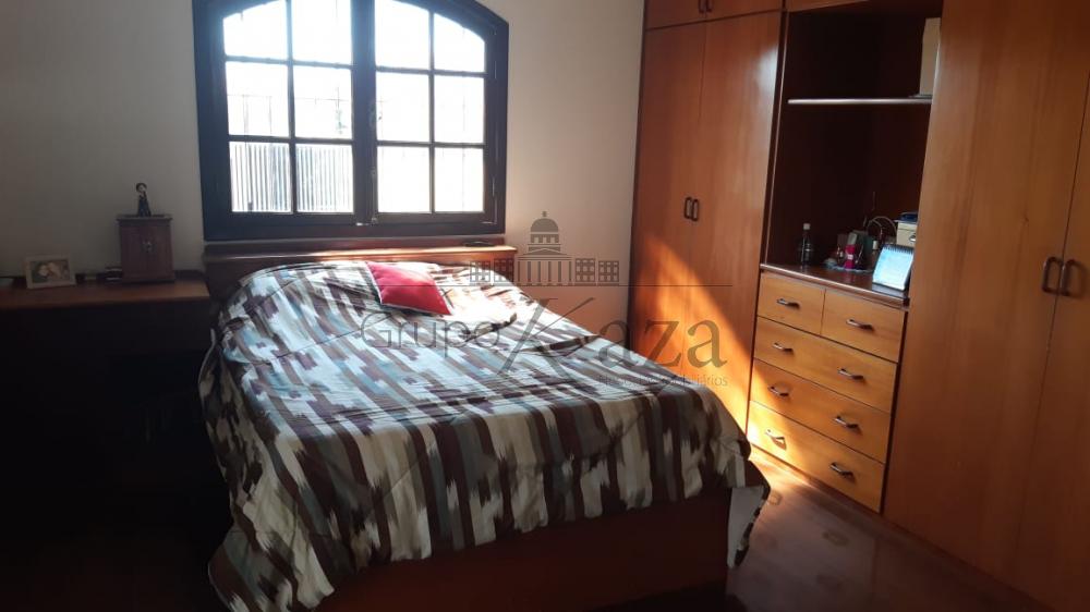 Foto 12 de Casa Padrão em Jardim Altos de Santana, São José dos Campos - imagem 12