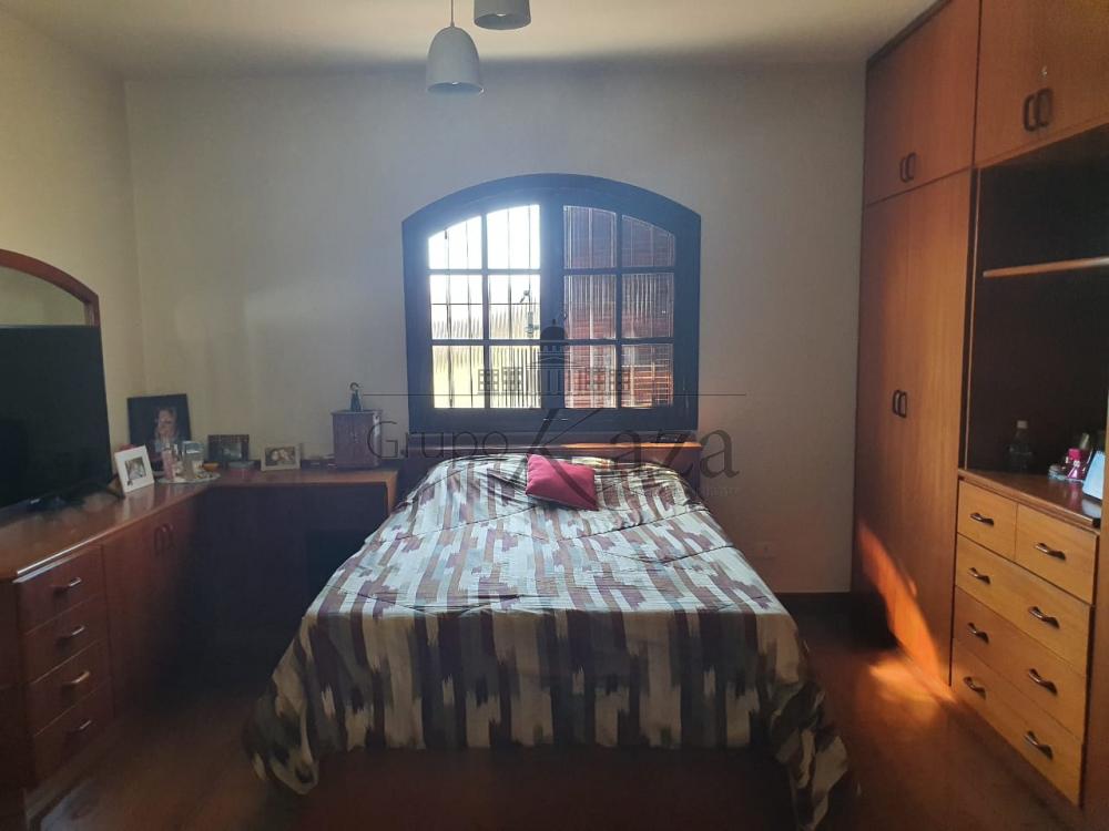 Foto 13 de Casa Padrão em Jardim Altos de Santana, São José dos Campos - imagem 13