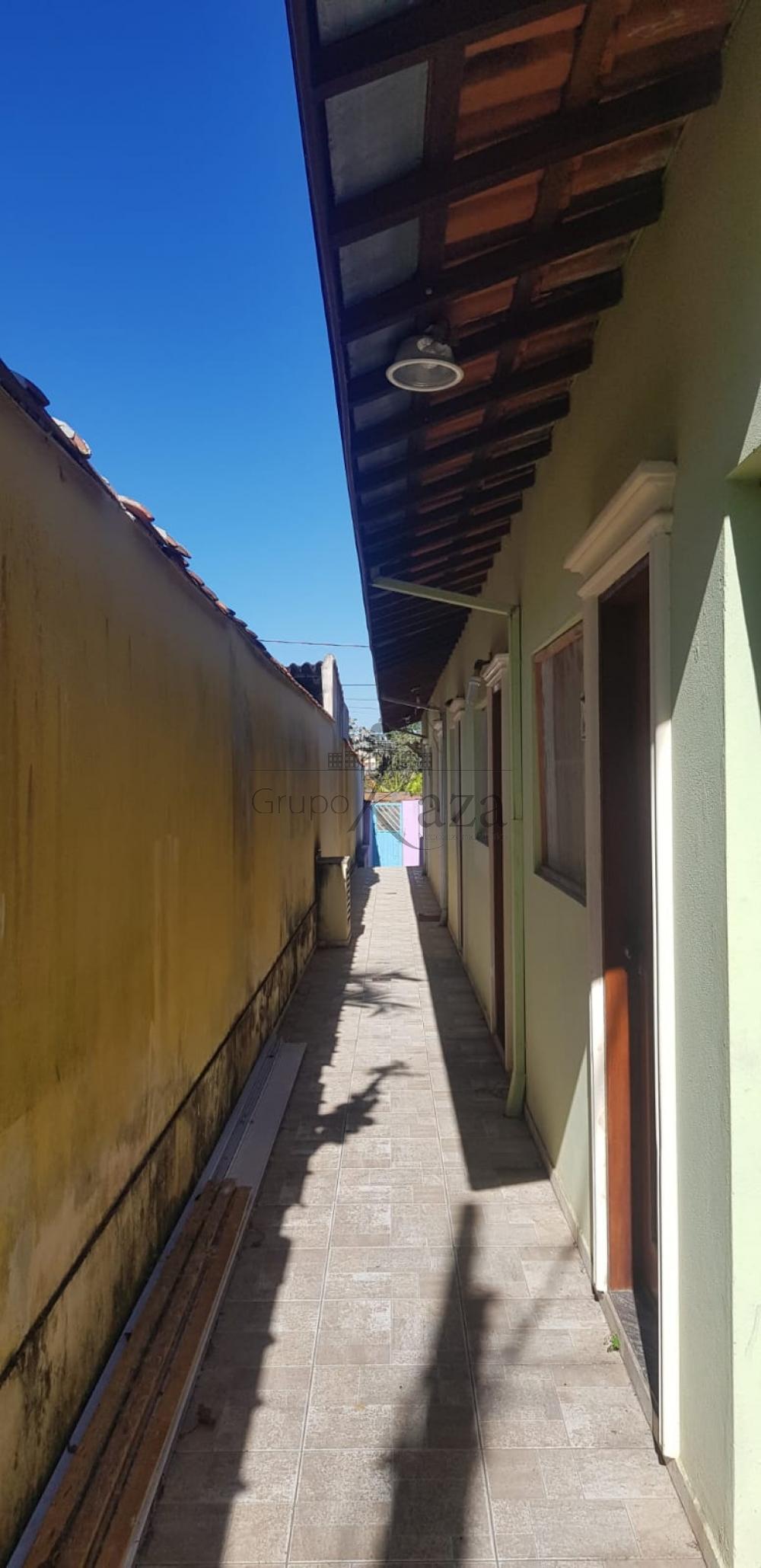 Foto 12 de Casa Padrão em Jardim Imperial, São José dos Campos - imagem 12