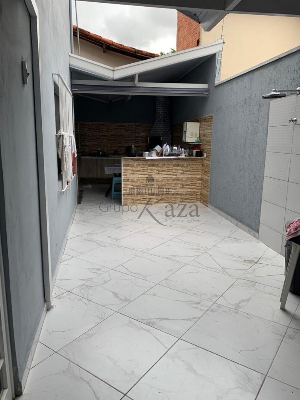 Foto 18 de Casa Padrão em Vila Tesouro, São José dos Campos - imagem 18