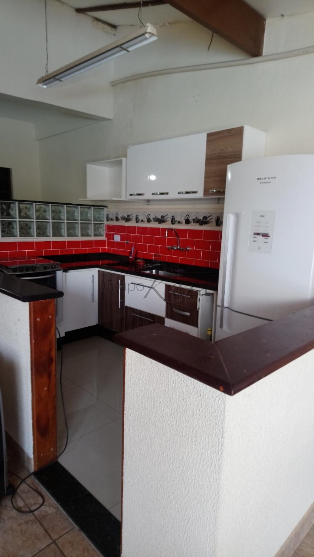 Foto 2 de Casa Padrão em Jardim das Cerejeiras, São José dos Campos - imagem 2