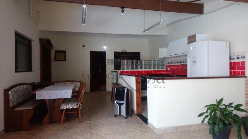 Foto 3 de Casa Padrão em Jardim das Cerejeiras, São José dos Campos - imagem 3