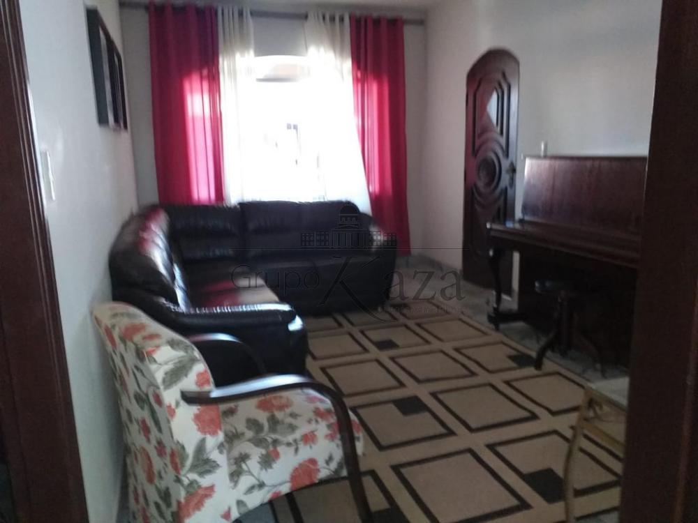 Foto 1 de Casa Padrão em Jardim Santa Inês I, São José dos Campos - imagem 1