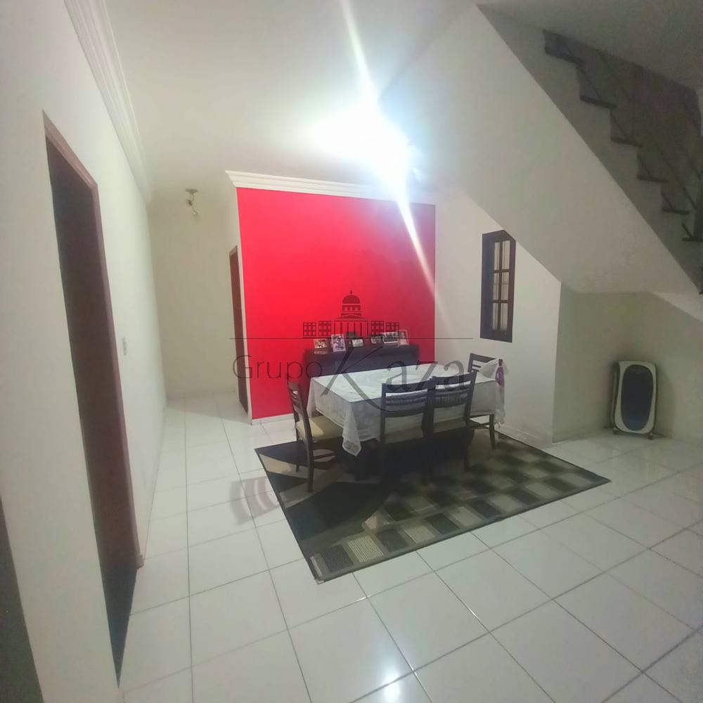 Foto 2 de Casa Sobrado em Residencial Santa Paula, Jacareí - imagem 2