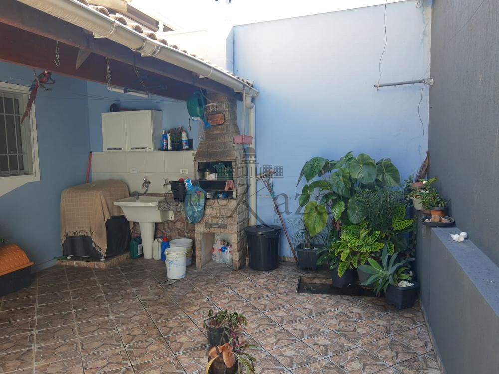 Foto 13 de Casa Sobrado em Jardim Altos de Santana I, Jacareí - imagem 13