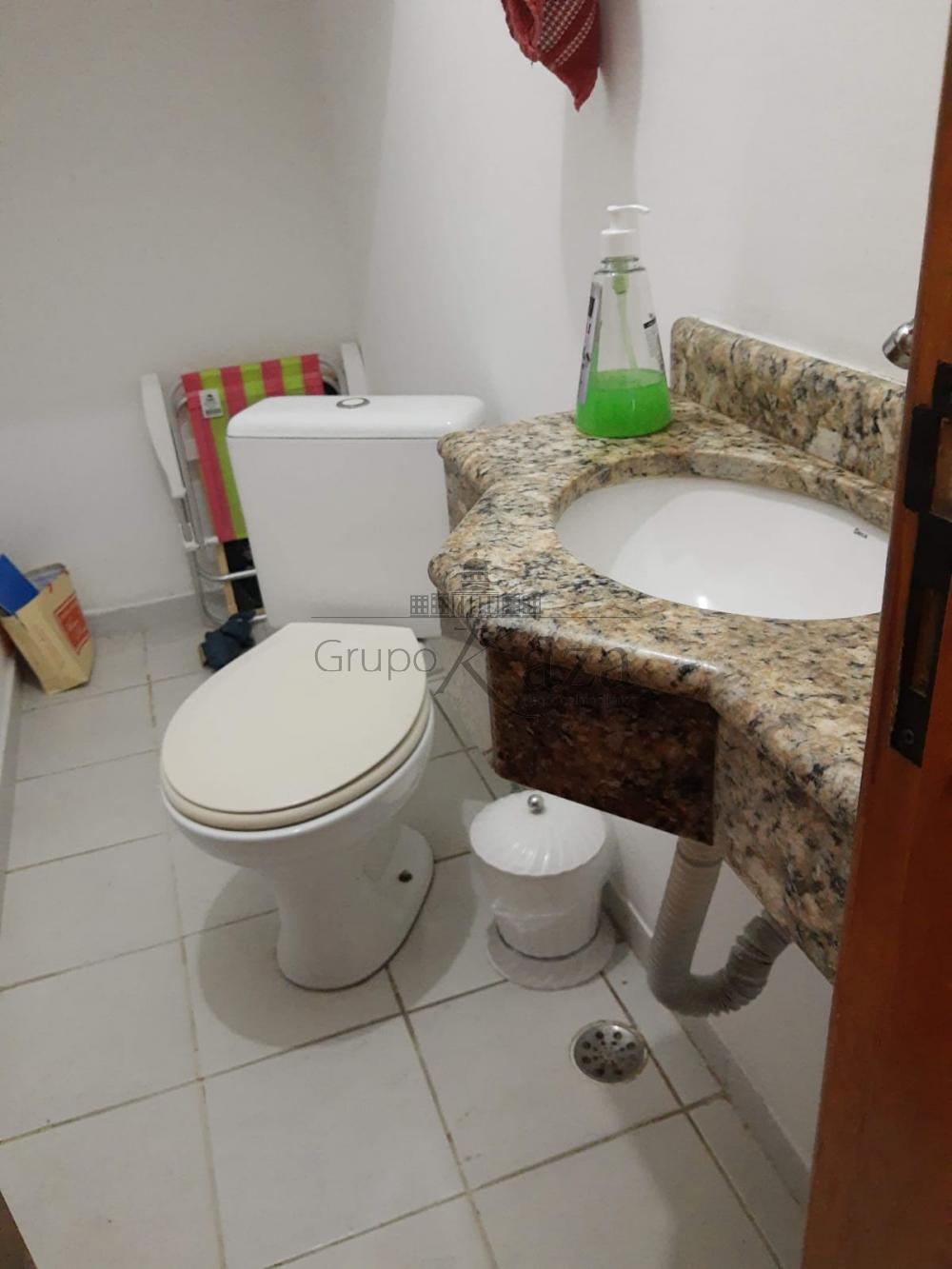 Foto 11 de Casa Sobrado em Jardim Altos de Santana I, Jacareí - imagem 11