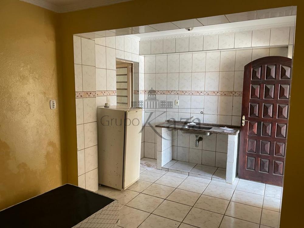 Foto 2 de Casa Comercial  Residencial em Chácaras Santa Maria, Jacareí - imagem 2