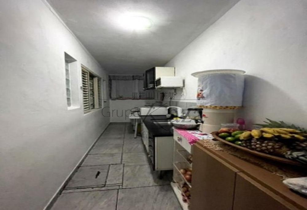 Foto 9 de Casa Sobrado em Parque Santo Antônio, Jacareí - imagem 9