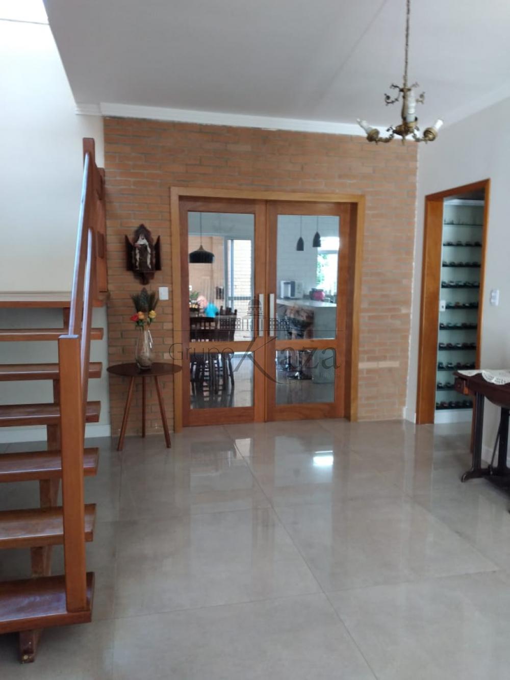 Foto 6 de Casa Sobrado em Jardim Ismênia, São José dos Campos - imagem 6