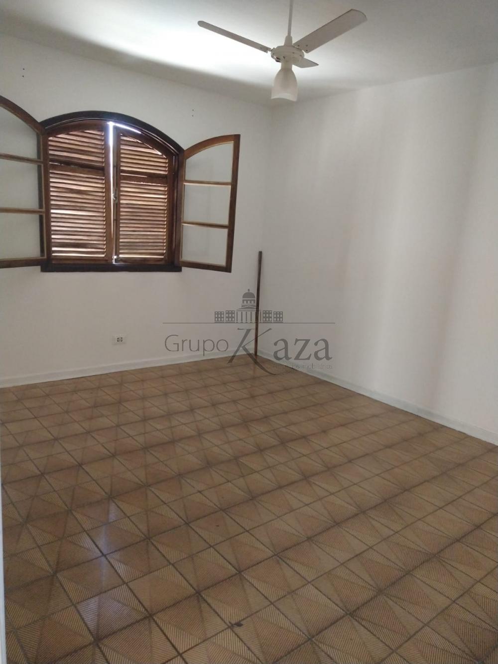 Foto 10 de Casa Padrão em Jardim Oswaldo Cruz, São José dos Campos - imagem 10