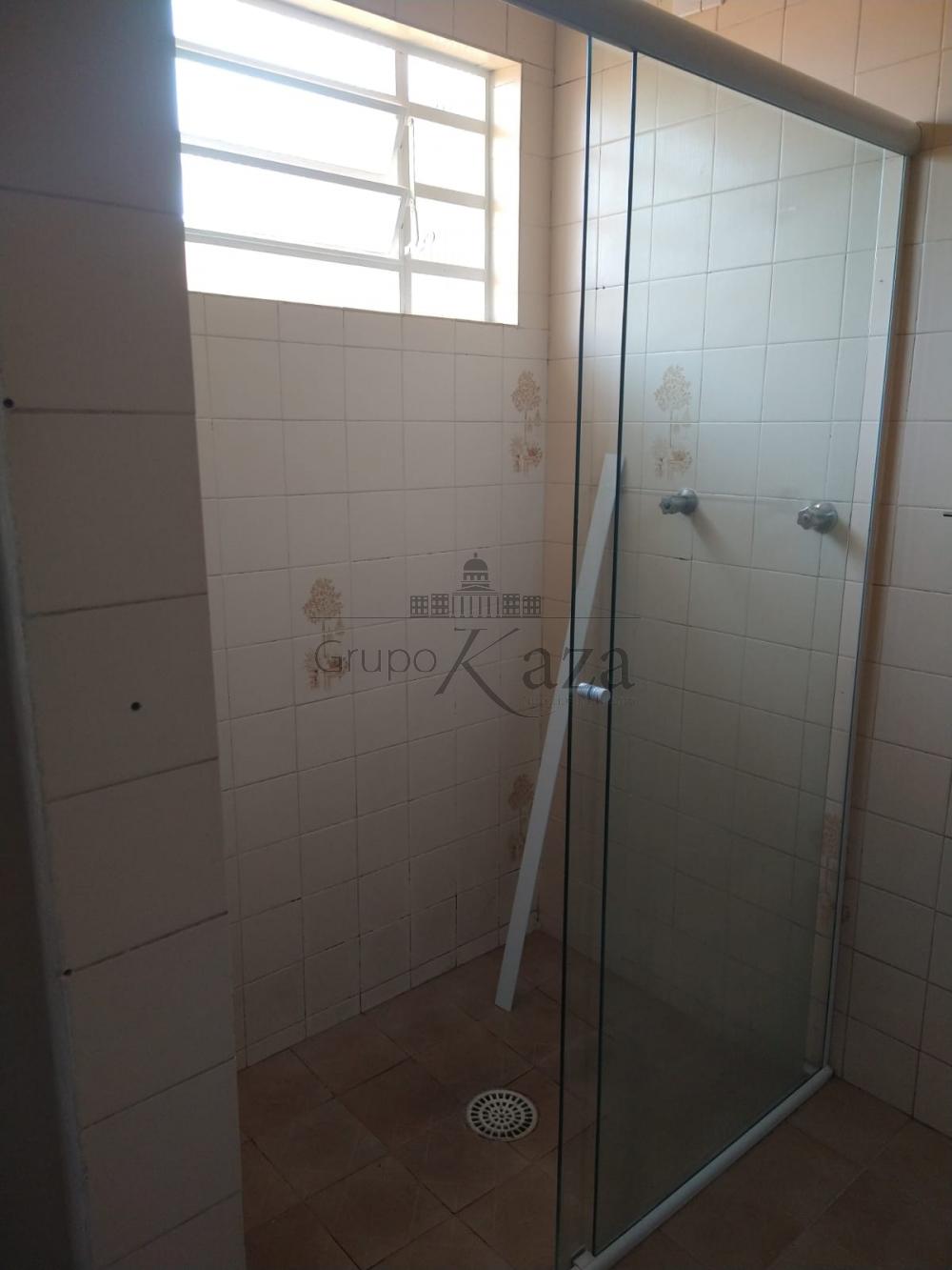 Foto 8 de Casa Padrão em Jardim Oswaldo Cruz, São José dos Campos - imagem 8
