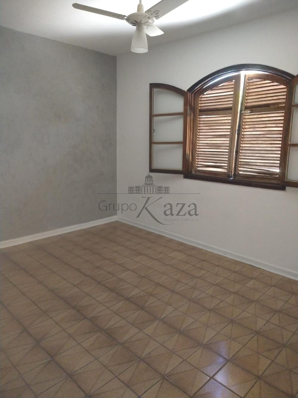 Foto 11 de Casa Padrão em Jardim Oswaldo Cruz, São José dos Campos - imagem 11