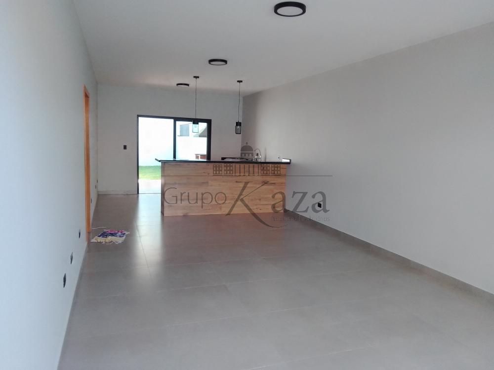 Foto 1 de Casa Padrão em Jardim Siesta, Jacareí - imagem 1