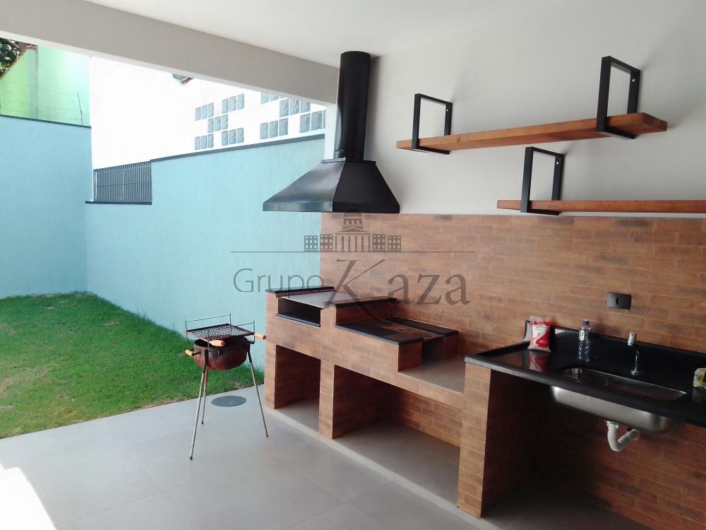 Foto 11 de Casa Padrão em Jardim Siesta, Jacareí - imagem 11