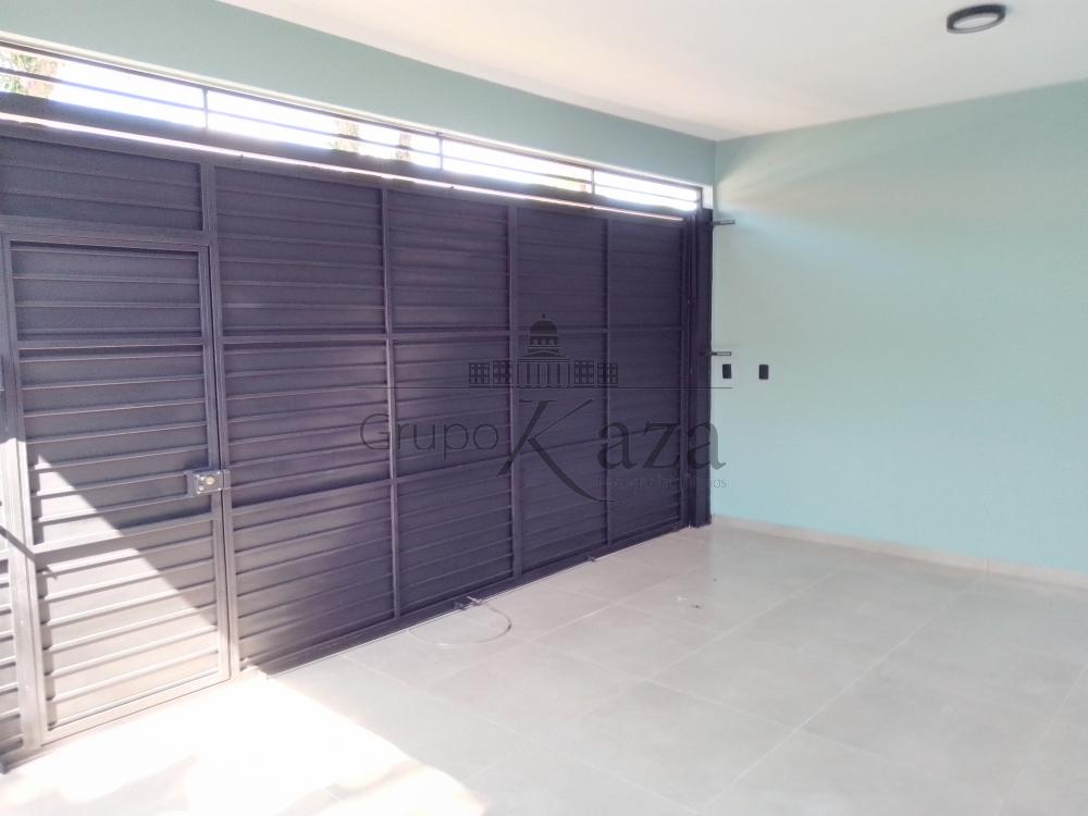 Foto 16 de Casa Padrão em Jardim Siesta, Jacareí - imagem 16