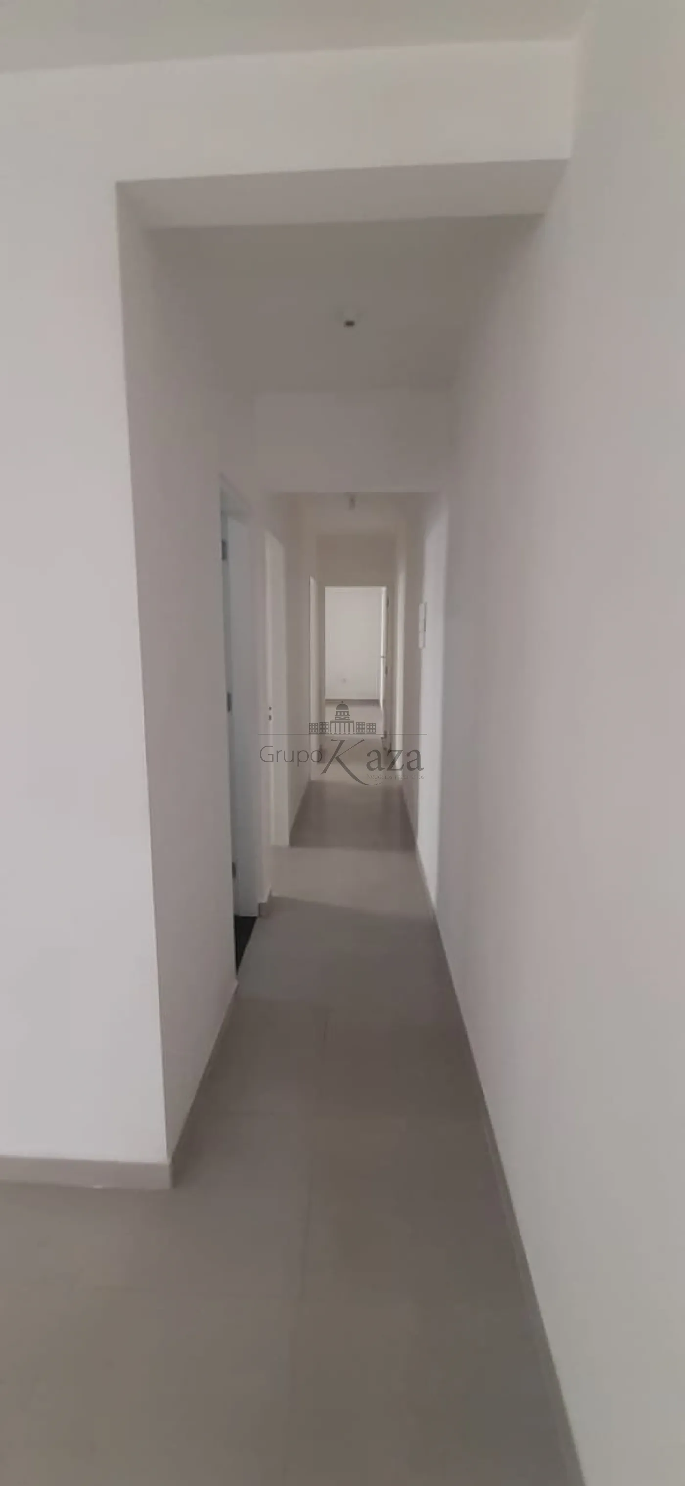 Foto 8 de Casa Geminada em Jardim Santa Júlia, São José dos Campos - imagem 8