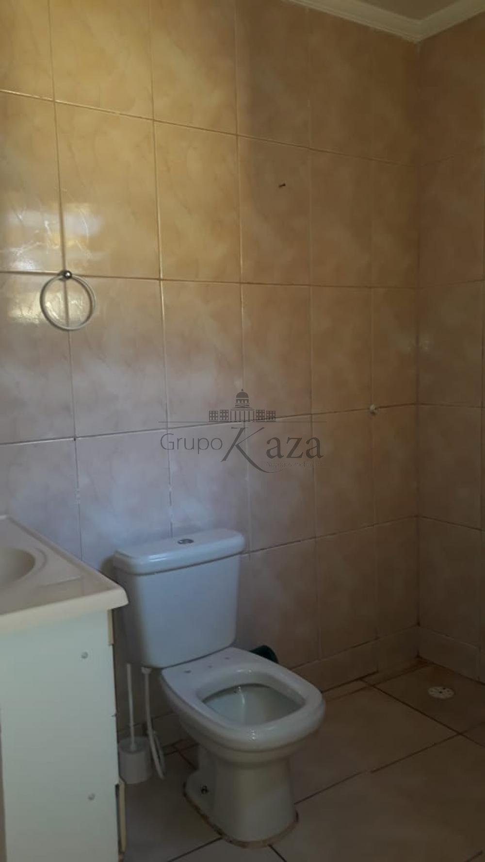 Foto 7 de Casa Padrão em Conjunto Residencial Galo Branco, São José dos Campos - imagem 7