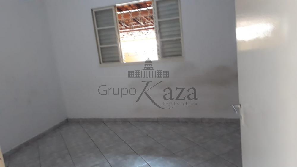 Foto 10 de Casa Padrão em Conjunto Residencial Galo Branco, São José dos Campos - imagem 10