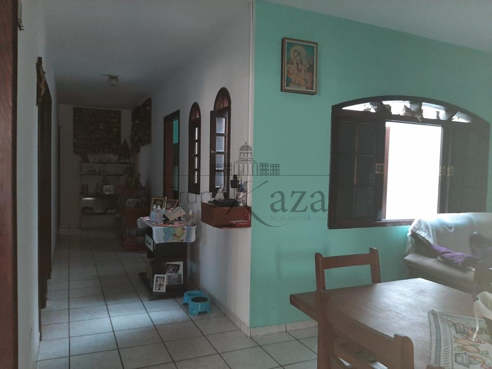 Foto 4 de Casa Padrão em Jardim Altos de Santana I, Jacareí - imagem 4