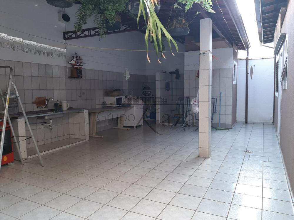 Foto 11 de Casa Padrão em Jardim Altos de Santana I, Jacareí - imagem 11