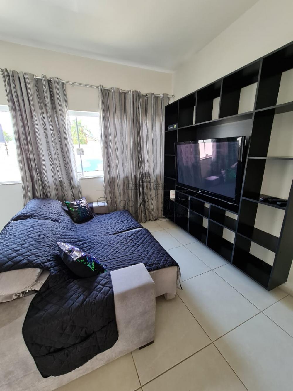 Foto 1 de Casa Padrão em Praia Deserta, São Sebastião - imagem 1
