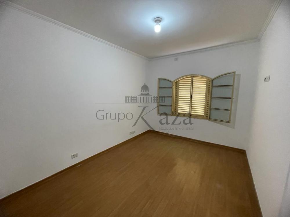Foto 28 de Casa Padrão em Parque Itamarati, Jacareí - imagem 28