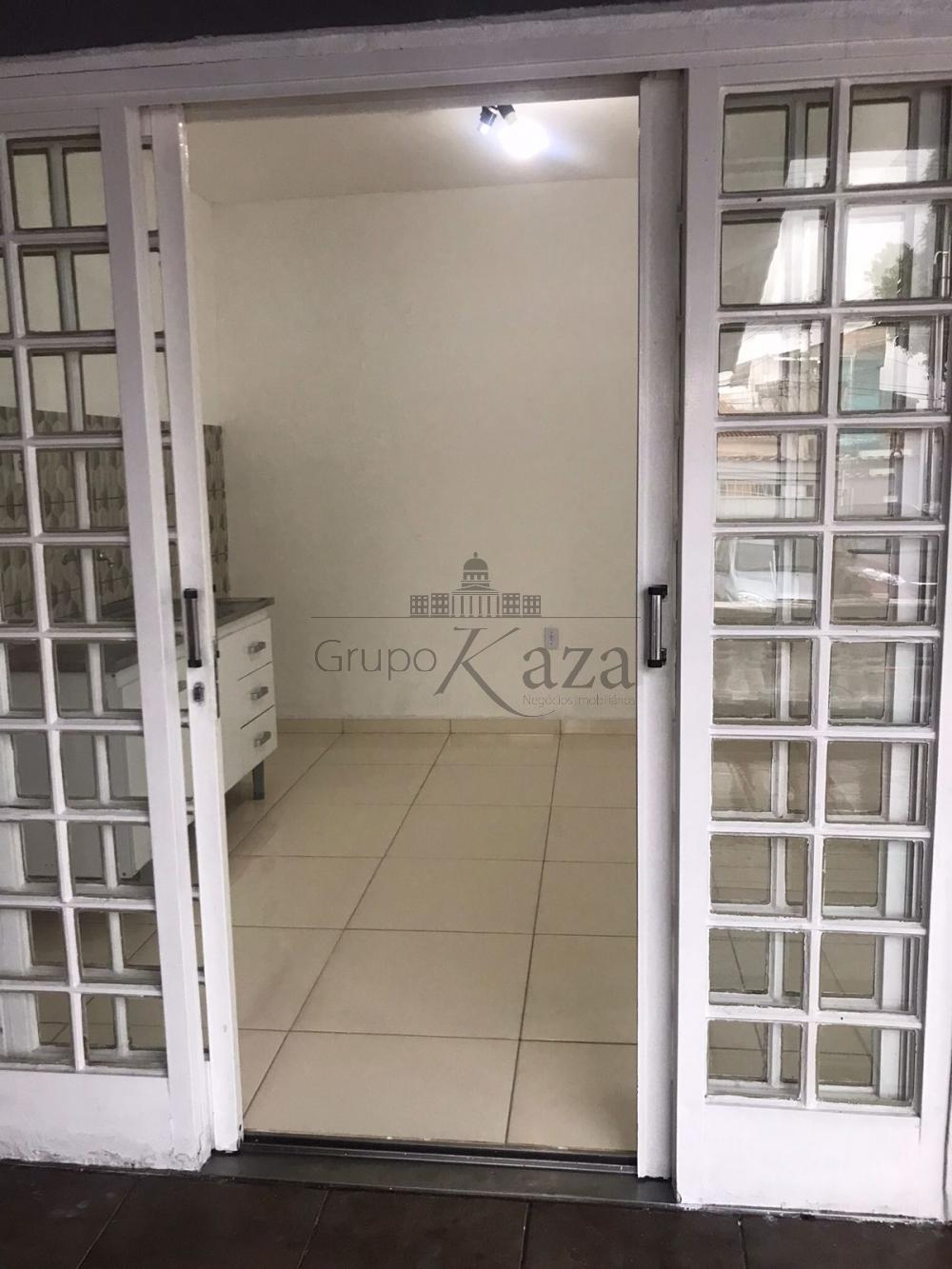 Foto 5 de Casa Comercial  Residencial em Conjunto Residencial Galo Branco, São José dos Campos - imagem 5