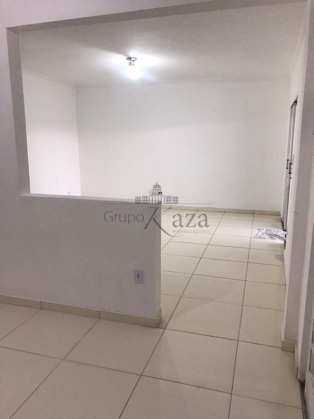 Foto 2 de Casa Comercial  Residencial em Conjunto Residencial Galo Branco, São José dos Campos - imagem 2