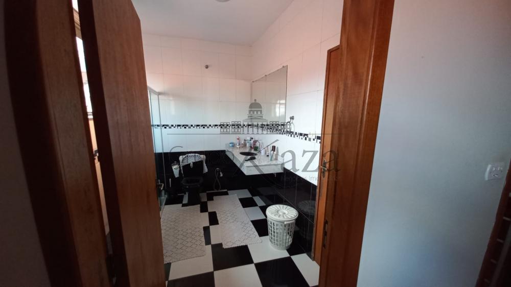 Foto 8 de Casa Sobrado em Vila Pinheiro, Jacareí - imagem 8
