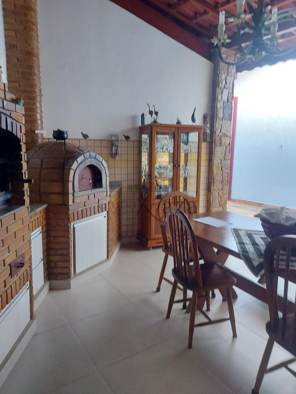 Foto 15 de Casa Sobrado em Jardim Guimarães, São José dos Campos - imagem 15
