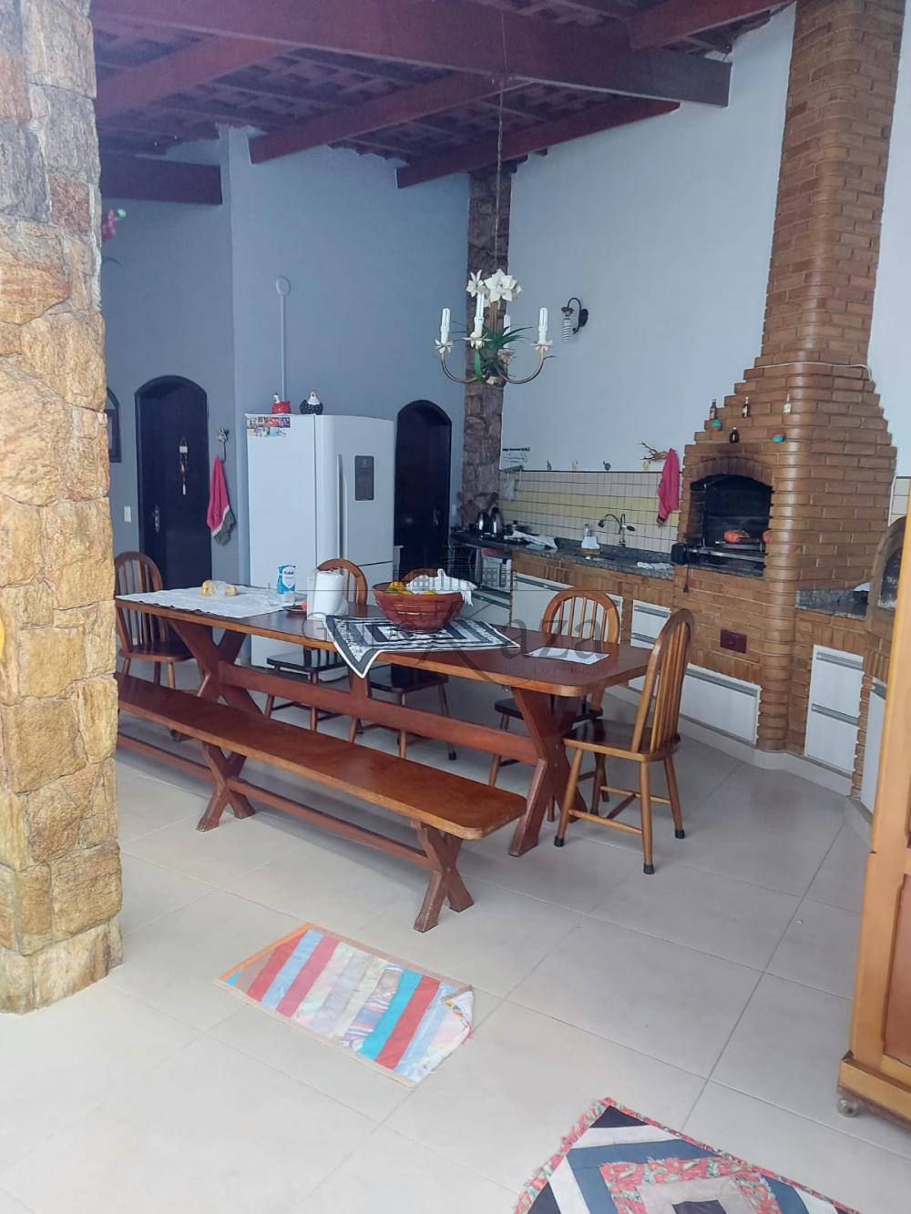 Foto 16 de Casa Sobrado em Jardim Guimarães, São José dos Campos - imagem 16