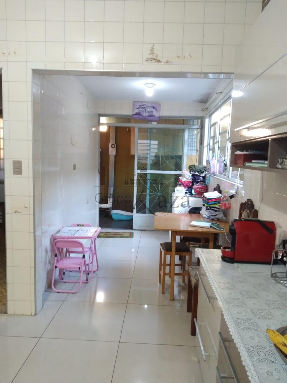 Foto 27 de Casa Padrão em Conjunto Residencial Trinta e Um de Março, São José dos Campos - imagem 27