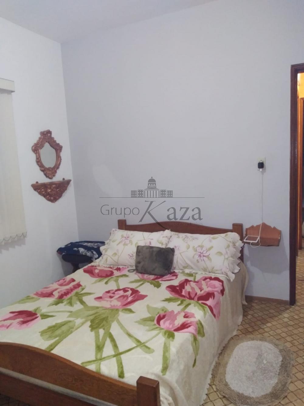 Foto 14 de Casa Padrão em Conjunto Residencial Trinta e Um de Março, São José dos Campos - imagem 14