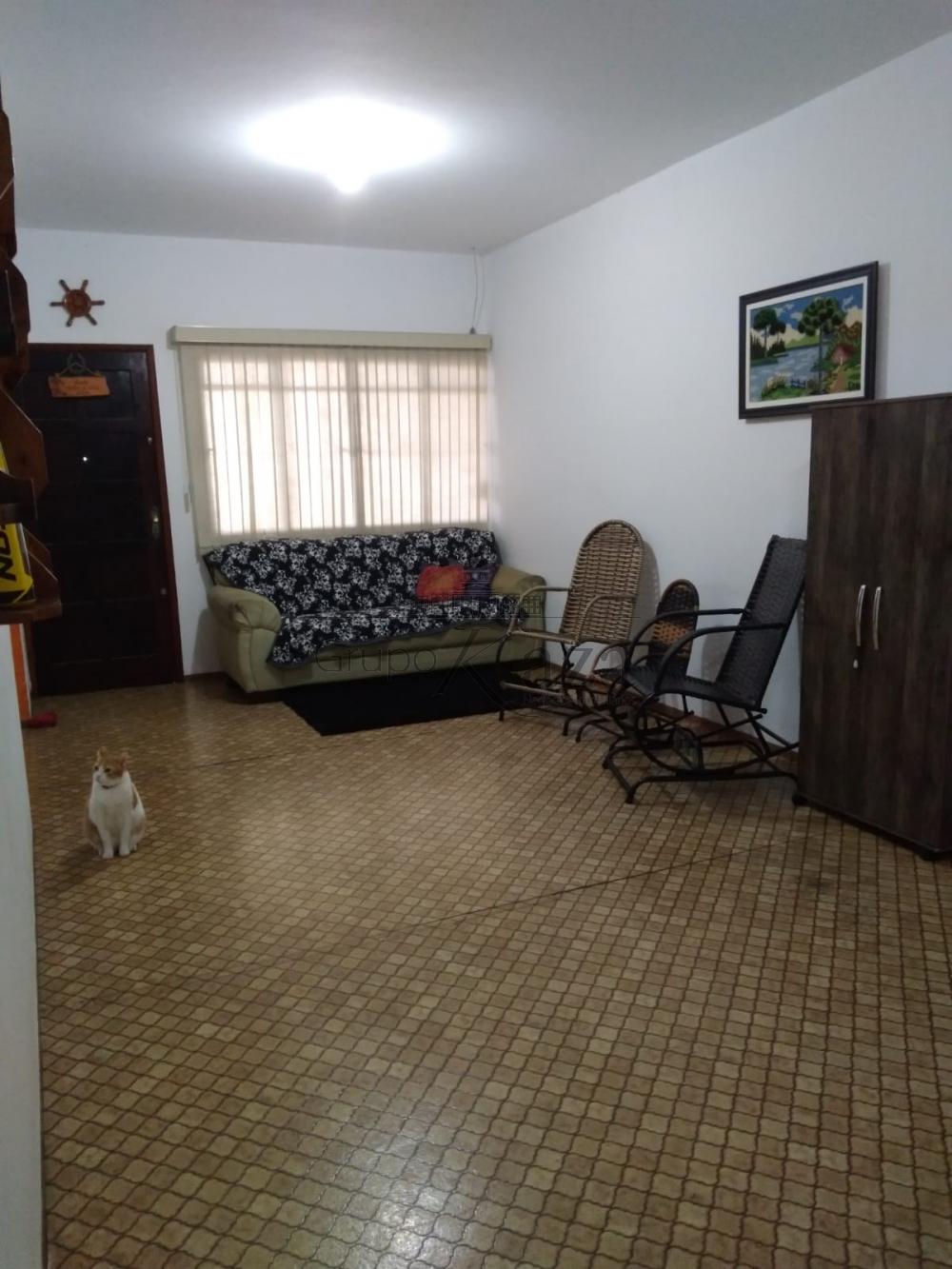 Foto 2 de Casa Padrão em Conjunto Residencial Trinta e Um de Março, São José dos Campos - imagem 2