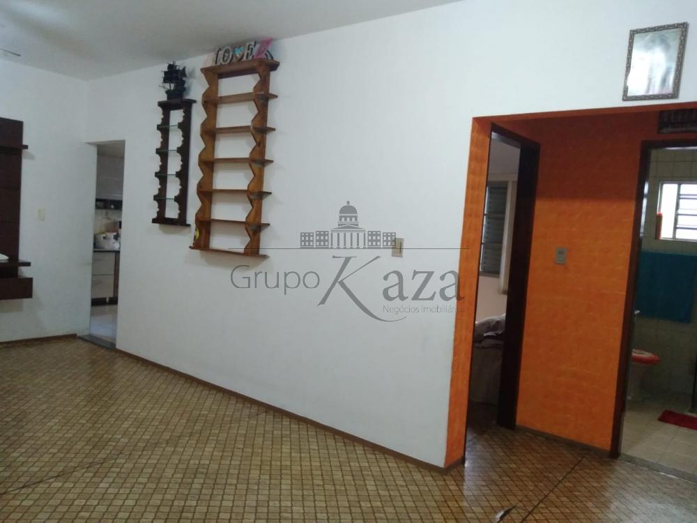 Foto 5 de Casa Padrão em Conjunto Residencial Trinta e Um de Março, São José dos Campos - imagem 5