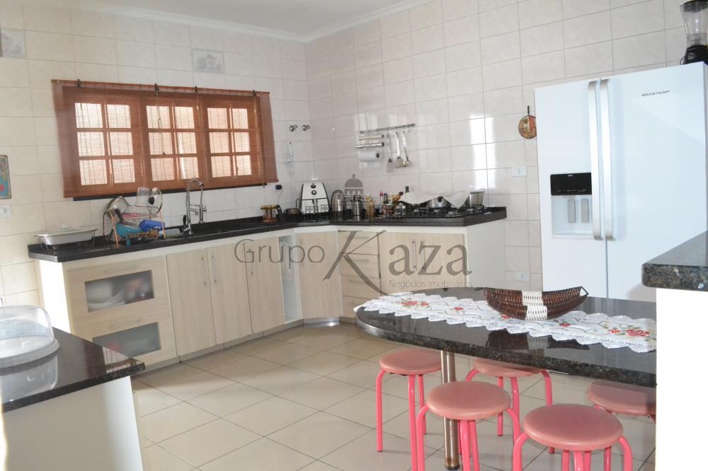 Foto 11 de Casa Sobrado em Jardim Altos de Santana I, Jacareí - imagem 11