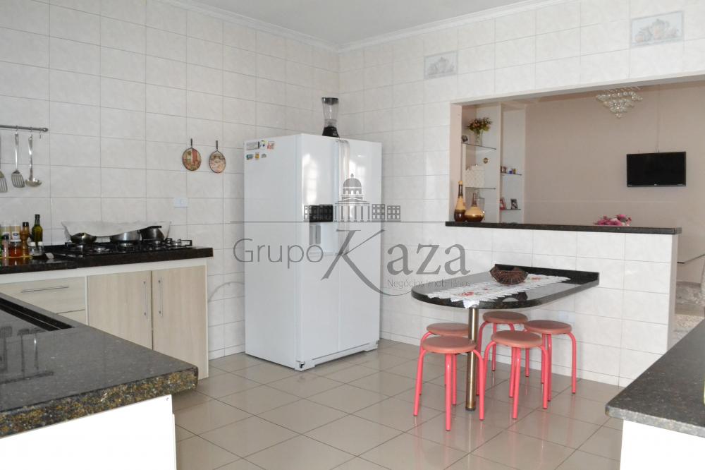 Foto 12 de Casa Sobrado em Jardim Altos de Santana I, Jacareí - imagem 12