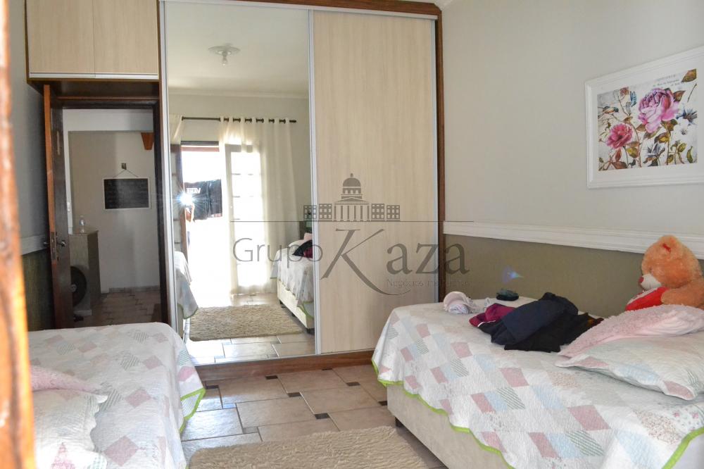 Foto 21 de Casa Sobrado em Jardim Altos de Santana I, Jacareí - imagem 21