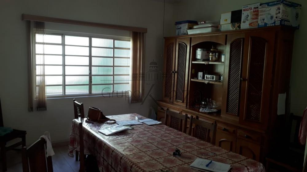 Foto 3 de Casa Térrea em Jardim Bela Vista, São José dos Campos - imagem 3