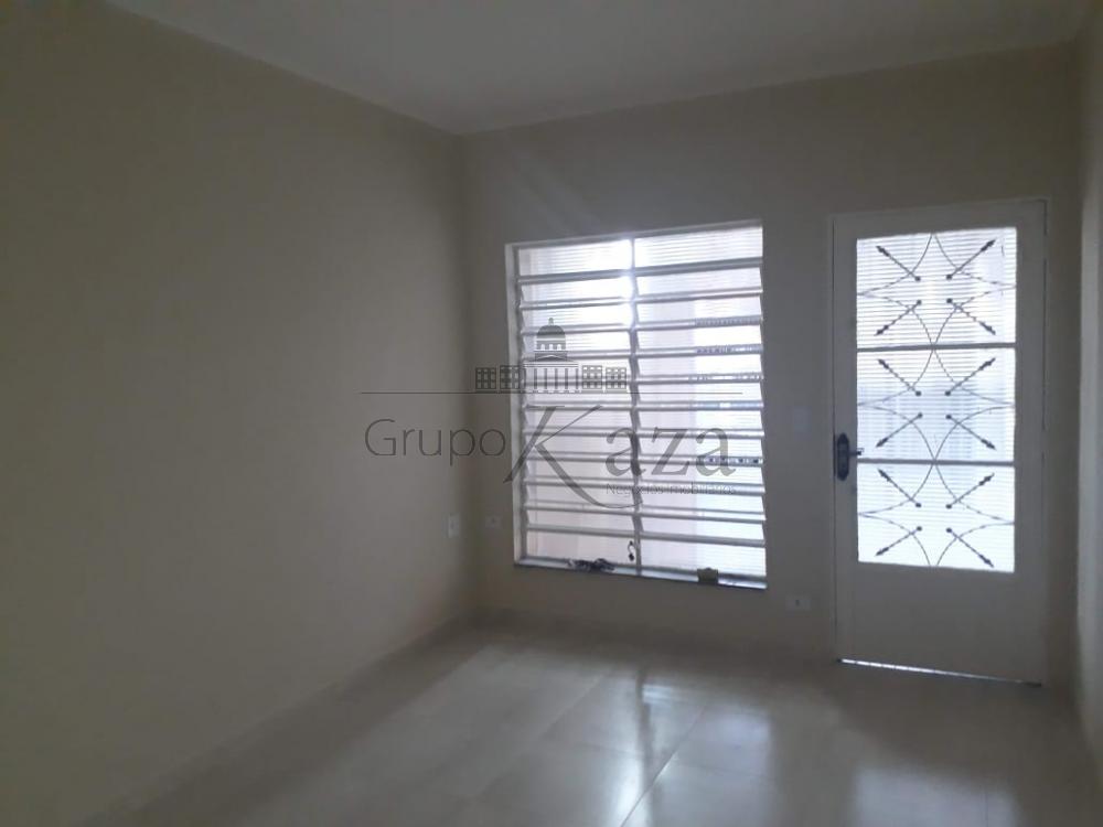 Foto 1 de Casa Padrão em Santa Cruz dos Lázaros, Jacareí - imagem 1