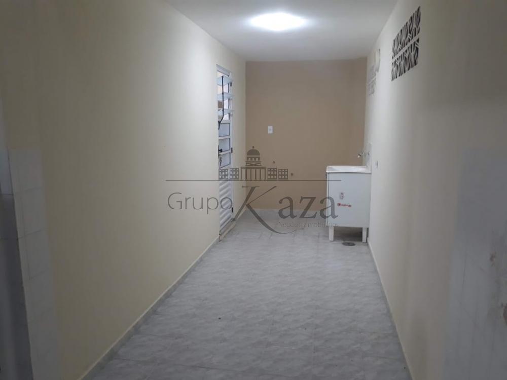 Foto 3 de Casa Padrão em Santa Cruz dos Lázaros, Jacareí - imagem 3