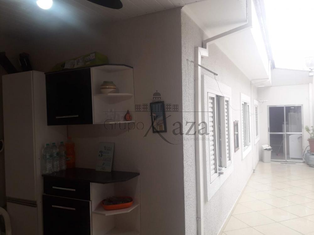 Foto 14 de Casa Padrão em Chácaras Santa Maria, Jacareí - imagem 14