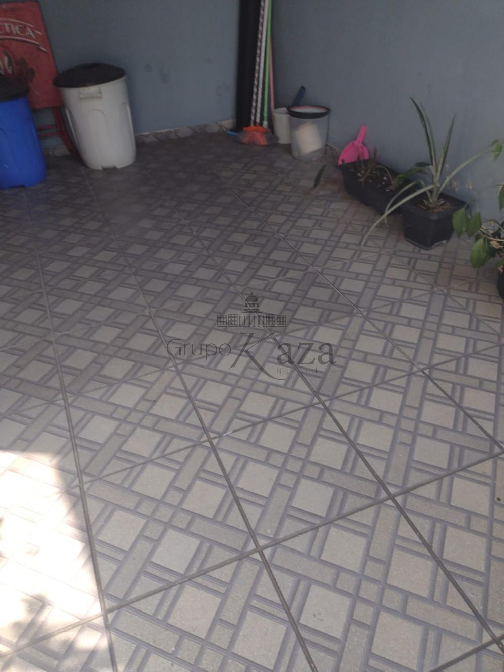 Foto 28 de Casa Padrão em Jardim Altos de Santana, São José dos Campos - imagem 28